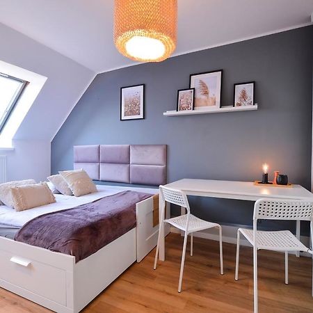 Citystay Brzezno Studio 3 Min Do Plazy グダニスク エクステリア 写真